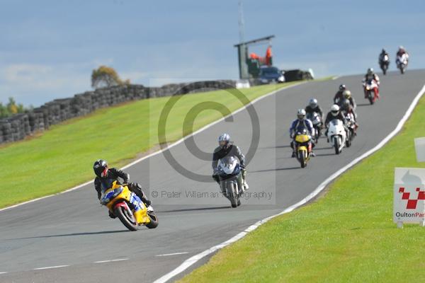 Motorcycle action photographs;Trackday digital images;event digital images;eventdigitalimages;no limits trackday;oulton park;oulton park circuit cheshire;oulton park photographs;peter wileman photography;trackday;trackday photos