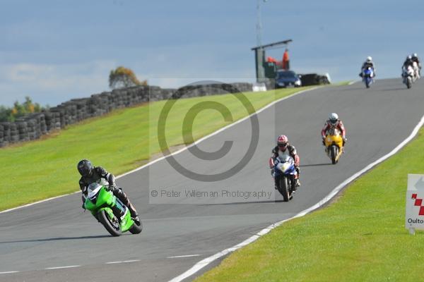 Motorcycle action photographs;Trackday digital images;event digital images;eventdigitalimages;no limits trackday;oulton park;oulton park circuit cheshire;oulton park photographs;peter wileman photography;trackday;trackday photos