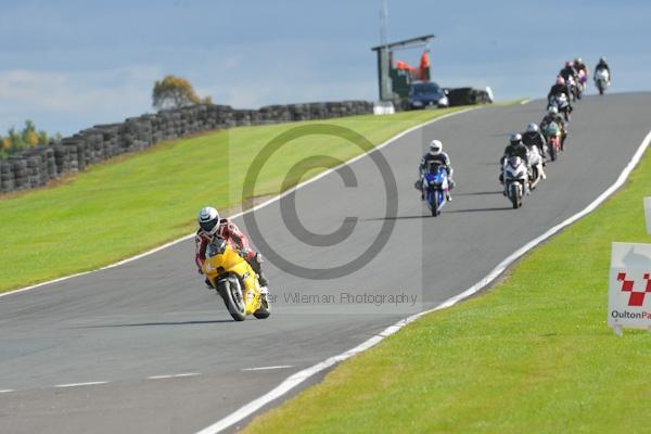 Motorcycle action photographs;Trackday digital images;event digital images;eventdigitalimages;no limits trackday;oulton park;oulton park circuit cheshire;oulton park photographs;peter wileman photography;trackday;trackday photos