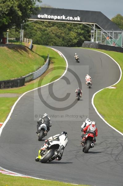 Motorcycle action photographs;Trackday digital images;event digital images;eventdigitalimages;no limits trackday;oulton park;oulton park circuit cheshire;oulton park photographs;peter wileman photography;trackday;trackday photos