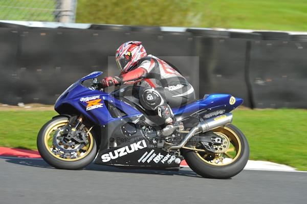 Motorcycle action photographs;Trackday digital images;event digital images;eventdigitalimages;no limits trackday;oulton park;oulton park circuit cheshire;oulton park photographs;peter wileman photography;trackday;trackday photos