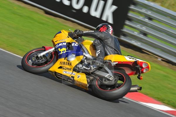 Motorcycle action photographs;Trackday digital images;event digital images;eventdigitalimages;no limits trackday;oulton park;oulton park circuit cheshire;oulton park photographs;peter wileman photography;trackday;trackday photos