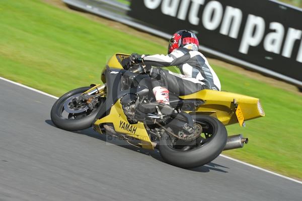 Motorcycle action photographs;Trackday digital images;event digital images;eventdigitalimages;no limits trackday;oulton park;oulton park circuit cheshire;oulton park photographs;peter wileman photography;trackday;trackday photos