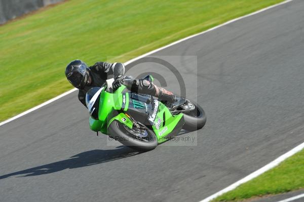 Motorcycle action photographs;Trackday digital images;event digital images;eventdigitalimages;no limits trackday;oulton park;oulton park circuit cheshire;oulton park photographs;peter wileman photography;trackday;trackday photos