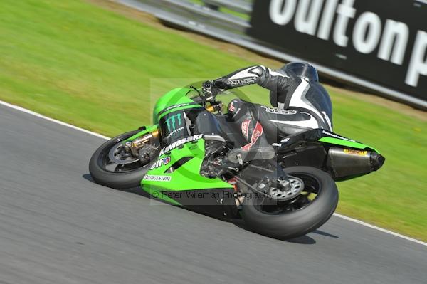 Motorcycle action photographs;Trackday digital images;event digital images;eventdigitalimages;no limits trackday;oulton park;oulton park circuit cheshire;oulton park photographs;peter wileman photography;trackday;trackday photos