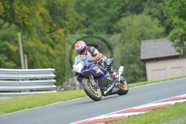 Motorcycle action photographs;Trackday digital images;event digital images;eventdigitalimages;no limits trackday;oulton park;oulton park circuit cheshire;oulton park photographs;peter wileman photography;trackday;trackday photos