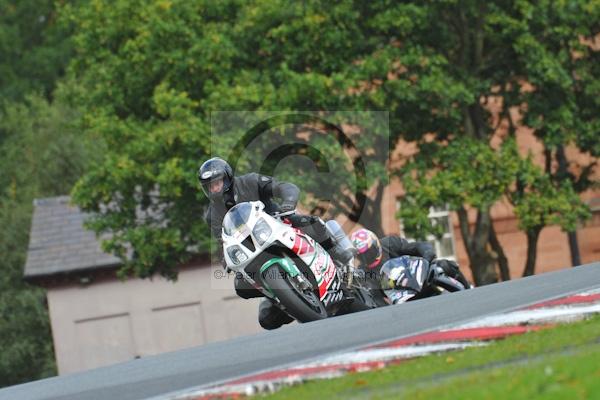 Motorcycle action photographs;Trackday digital images;event digital images;eventdigitalimages;no limits trackday;oulton park;oulton park circuit cheshire;oulton park photographs;peter wileman photography;trackday;trackday photos