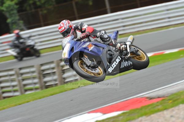 Motorcycle action photographs;Trackday digital images;event digital images;eventdigitalimages;no limits trackday;oulton park;oulton park circuit cheshire;oulton park photographs;peter wileman photography;trackday;trackday photos