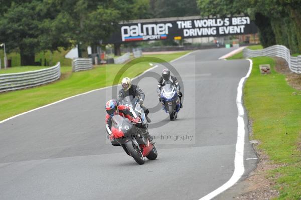 Motorcycle action photographs;Trackday digital images;event digital images;eventdigitalimages;no limits trackday;oulton park;oulton park circuit cheshire;oulton park photographs;peter wileman photography;trackday;trackday photos