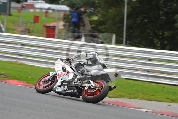 Motorcycle action photographs;Trackday digital images;event digital images;eventdigitalimages;no limits trackday;oulton park;oulton park circuit cheshire;oulton park photographs;peter wileman photography;trackday;trackday photos