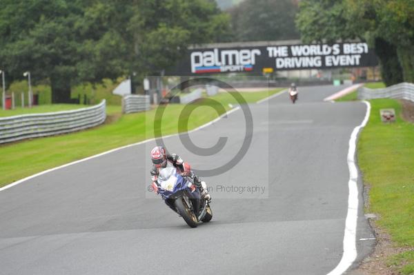 Motorcycle action photographs;Trackday digital images;event digital images;eventdigitalimages;no limits trackday;oulton park;oulton park circuit cheshire;oulton park photographs;peter wileman photography;trackday;trackday photos