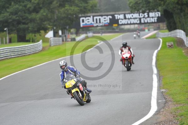 Motorcycle action photographs;Trackday digital images;event digital images;eventdigitalimages;no limits trackday;oulton park;oulton park circuit cheshire;oulton park photographs;peter wileman photography;trackday;trackday photos