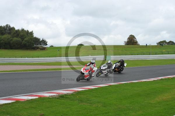 Motorcycle action photographs;Trackday digital images;event digital images;eventdigitalimages;no limits trackday;oulton park;oulton park circuit cheshire;oulton park photographs;peter wileman photography;trackday;trackday photos