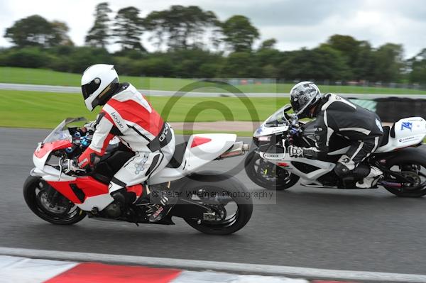 Motorcycle action photographs;Trackday digital images;event digital images;eventdigitalimages;no limits trackday;oulton park;oulton park circuit cheshire;oulton park photographs;peter wileman photography;trackday;trackday photos