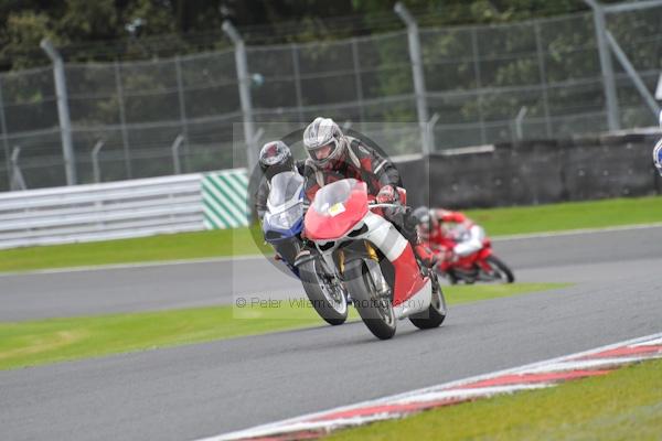 Motorcycle action photographs;Trackday digital images;event digital images;eventdigitalimages;no limits trackday;oulton park;oulton park circuit cheshire;oulton park photographs;peter wileman photography;trackday;trackday photos