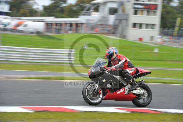 Motorcycle action photographs;Trackday digital images;event digital images;eventdigitalimages;no limits trackday;oulton park;oulton park circuit cheshire;oulton park photographs;peter wileman photography;trackday;trackday photos