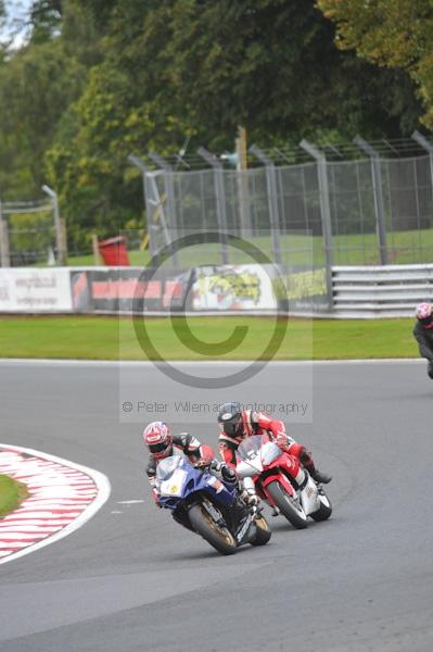 Motorcycle action photographs;Trackday digital images;event digital images;eventdigitalimages;no limits trackday;oulton park;oulton park circuit cheshire;oulton park photographs;peter wileman photography;trackday;trackday photos