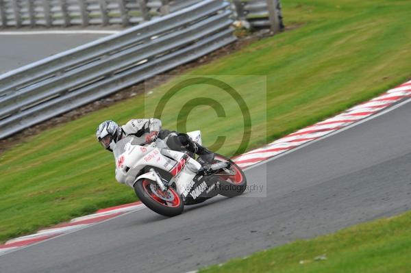 Motorcycle action photographs;Trackday digital images;event digital images;eventdigitalimages;no limits trackday;oulton park;oulton park circuit cheshire;oulton park photographs;peter wileman photography;trackday;trackday photos