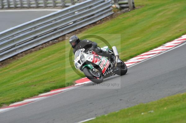 Motorcycle action photographs;Trackday digital images;event digital images;eventdigitalimages;no limits trackday;oulton park;oulton park circuit cheshire;oulton park photographs;peter wileman photography;trackday;trackday photos