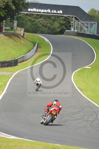 Motorcycle action photographs;Trackday digital images;event digital images;eventdigitalimages;no limits trackday;oulton park;oulton park circuit cheshire;oulton park photographs;peter wileman photography;trackday;trackday photos