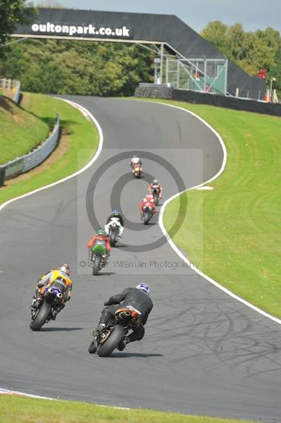 Motorcycle action photographs;Trackday digital images;event digital images;eventdigitalimages;no limits trackday;oulton park;oulton park circuit cheshire;oulton park photographs;peter wileman photography;trackday;trackday photos