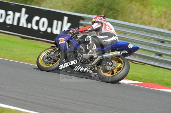 Motorcycle action photographs;Trackday digital images;event digital images;eventdigitalimages;no limits trackday;oulton park;oulton park circuit cheshire;oulton park photographs;peter wileman photography;trackday;trackday photos