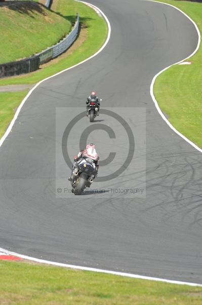 Motorcycle action photographs;Trackday digital images;event digital images;eventdigitalimages;no limits trackday;oulton park;oulton park circuit cheshire;oulton park photographs;peter wileman photography;trackday;trackday photos