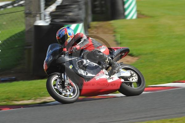 Motorcycle action photographs;Trackday digital images;event digital images;eventdigitalimages;no limits trackday;oulton park;oulton park circuit cheshire;oulton park photographs;peter wileman photography;trackday;trackday photos