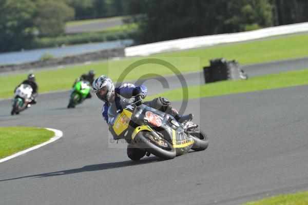 Motorcycle action photographs;Trackday digital images;event digital images;eventdigitalimages;no limits trackday;oulton park;oulton park circuit cheshire;oulton park photographs;peter wileman photography;trackday;trackday photos