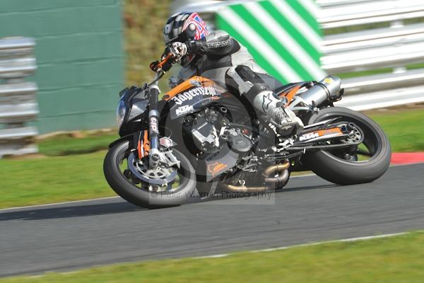 Motorcycle action photographs;Trackday digital images;event digital images;eventdigitalimages;no limits trackday;oulton park;oulton park circuit cheshire;oulton park photographs;peter wileman photography;trackday;trackday photos