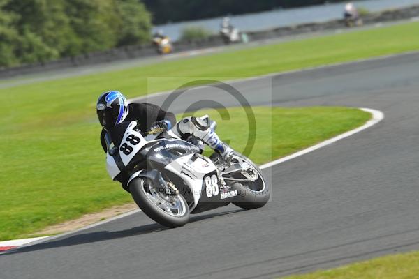 Motorcycle action photographs;Trackday digital images;event digital images;eventdigitalimages;no limits trackday;oulton park;oulton park circuit cheshire;oulton park photographs;peter wileman photography;trackday;trackday photos