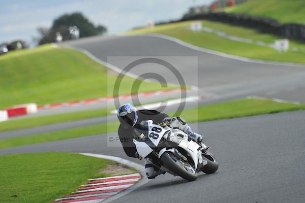 Motorcycle action photographs;Trackday digital images;event digital images;eventdigitalimages;no limits trackday;oulton park;oulton park circuit cheshire;oulton park photographs;peter wileman photography;trackday;trackday photos