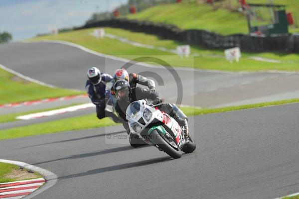 Motorcycle action photographs;Trackday digital images;event digital images;eventdigitalimages;no limits trackday;oulton park;oulton park circuit cheshire;oulton park photographs;peter wileman photography;trackday;trackday photos