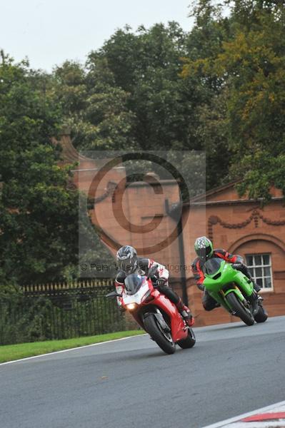 Motorcycle action photographs;Trackday digital images;event digital images;eventdigitalimages;no limits trackday;oulton park;oulton park circuit cheshire;oulton park photographs;peter wileman photography;trackday;trackday photos