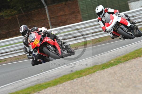 Motorcycle action photographs;Trackday digital images;event digital images;eventdigitalimages;no limits trackday;oulton park;oulton park circuit cheshire;oulton park photographs;peter wileman photography;trackday;trackday photos