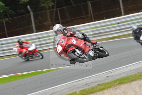 Motorcycle action photographs;Trackday digital images;event digital images;eventdigitalimages;no limits trackday;oulton park;oulton park circuit cheshire;oulton park photographs;peter wileman photography;trackday;trackday photos