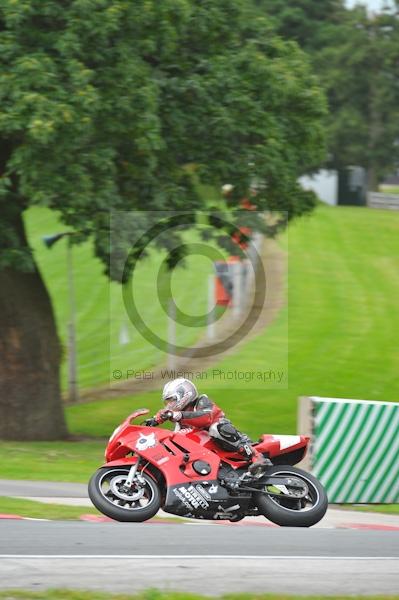 Motorcycle action photographs;Trackday digital images;event digital images;eventdigitalimages;no limits trackday;oulton park;oulton park circuit cheshire;oulton park photographs;peter wileman photography;trackday;trackday photos