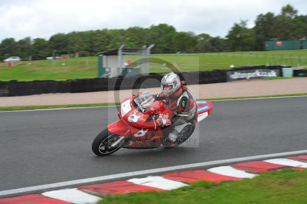 Motorcycle action photographs;Trackday digital images;event digital images;eventdigitalimages;no limits trackday;oulton park;oulton park circuit cheshire;oulton park photographs;peter wileman photography;trackday;trackday photos