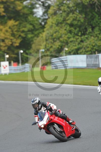 Motorcycle action photographs;Trackday digital images;event digital images;eventdigitalimages;no limits trackday;oulton park;oulton park circuit cheshire;oulton park photographs;peter wileman photography;trackday;trackday photos