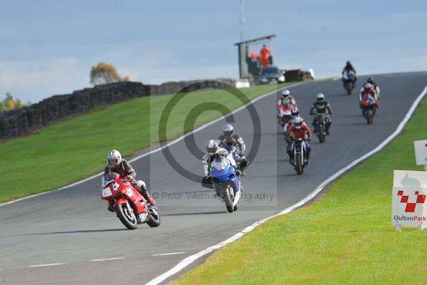 Motorcycle action photographs;Trackday digital images;event digital images;eventdigitalimages;no limits trackday;oulton park;oulton park circuit cheshire;oulton park photographs;peter wileman photography;trackday;trackday photos