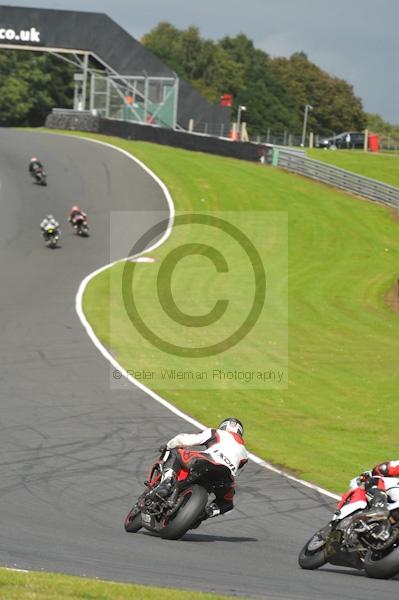 Motorcycle action photographs;Trackday digital images;event digital images;eventdigitalimages;no limits trackday;oulton park;oulton park circuit cheshire;oulton park photographs;peter wileman photography;trackday;trackday photos