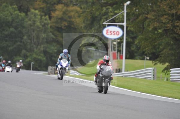 Motorcycle action photographs;Trackday digital images;event digital images;eventdigitalimages;no limits trackday;oulton park;oulton park circuit cheshire;oulton park photographs;peter wileman photography;trackday;trackday photos