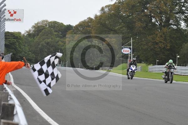 Motorcycle action photographs;Trackday digital images;event digital images;eventdigitalimages;no limits trackday;oulton park;oulton park circuit cheshire;oulton park photographs;peter wileman photography;trackday;trackday photos