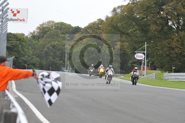 Motorcycle action photographs;Trackday digital images;event digital images;eventdigitalimages;no limits trackday;oulton park;oulton park circuit cheshire;oulton park photographs;peter wileman photography;trackday;trackday photos