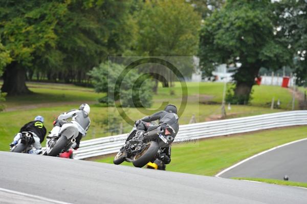 Motorcycle action photographs;Trackday digital images;event digital images;eventdigitalimages;no limits trackday;oulton park;oulton park circuit cheshire;oulton park photographs;peter wileman photography;trackday;trackday photos