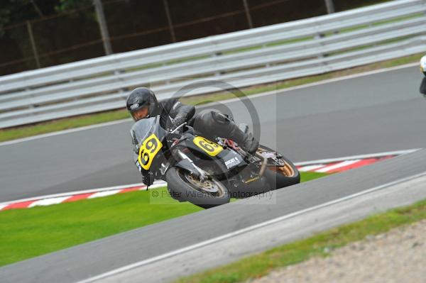 Motorcycle action photographs;Trackday digital images;event digital images;eventdigitalimages;no limits trackday;oulton park;oulton park circuit cheshire;oulton park photographs;peter wileman photography;trackday;trackday photos