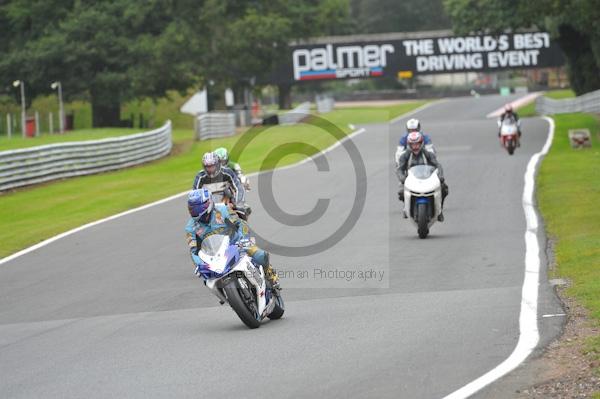 Motorcycle action photographs;Trackday digital images;event digital images;eventdigitalimages;no limits trackday;oulton park;oulton park circuit cheshire;oulton park photographs;peter wileman photography;trackday;trackday photos