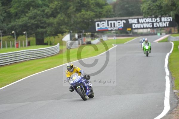 Motorcycle action photographs;Trackday digital images;event digital images;eventdigitalimages;no limits trackday;oulton park;oulton park circuit cheshire;oulton park photographs;peter wileman photography;trackday;trackday photos