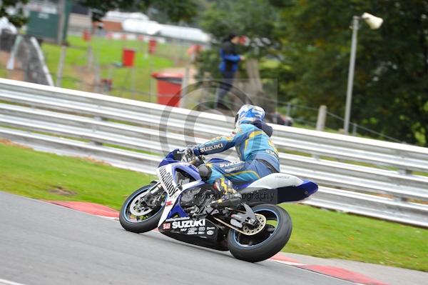 Motorcycle action photographs;Trackday digital images;event digital images;eventdigitalimages;no limits trackday;oulton park;oulton park circuit cheshire;oulton park photographs;peter wileman photography;trackday;trackday photos