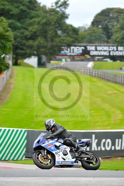 Motorcycle action photographs;Trackday digital images;event digital images;eventdigitalimages;no limits trackday;oulton park;oulton park circuit cheshire;oulton park photographs;peter wileman photography;trackday;trackday photos